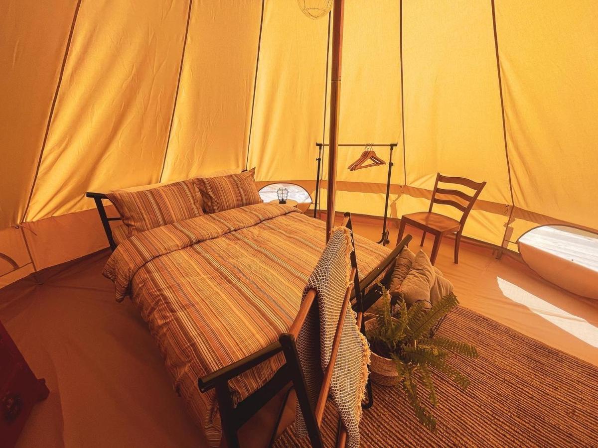 The Hunters Glamping Hotel Ciudanovita Екстериор снимка
